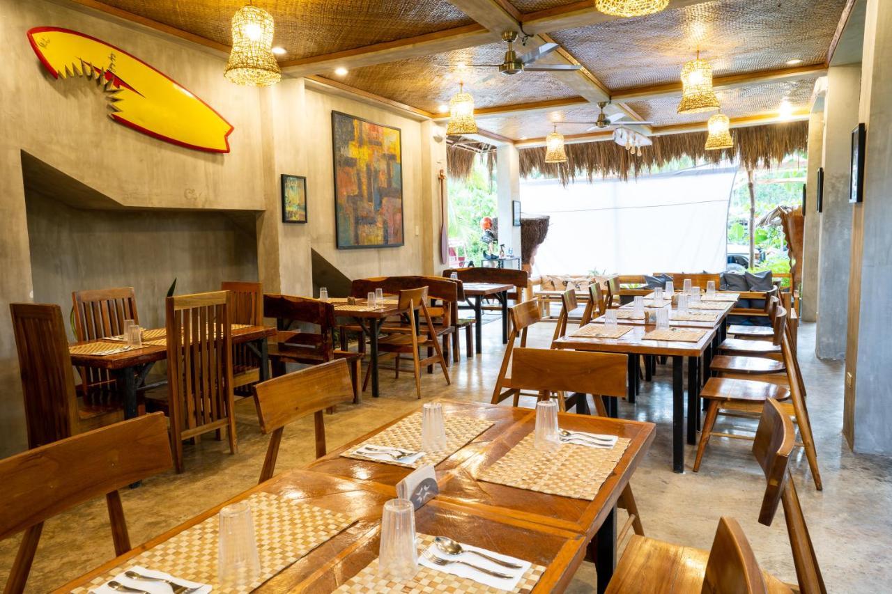 Haole Surf Hostel General Luna  Kültér fotó